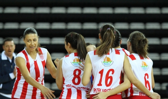 Antalyaspor Voleybolda adını Play-Off’a yazdırmak istiyor