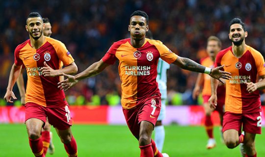 Aslan'dan Şampiyonlar Ligi'ne 3-0'lık başlangıç