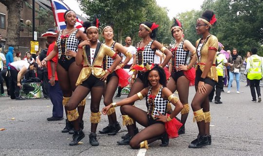 Avrupa'nın en büyük sokak festivali başladı