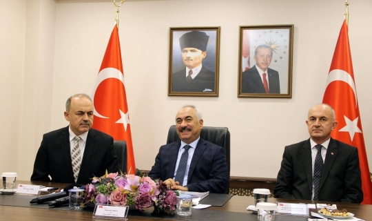 Bakan Yardımcısı Ersoy: 'Ülke genelinde 700 terörist kaldı'