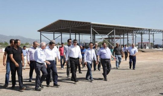 Başkan Türel, Canlı Hayvan Pazarı'nı kontrol etti