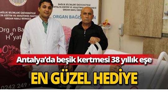 Beşik kertmesi 38 yıllık eşine en güzel hediye