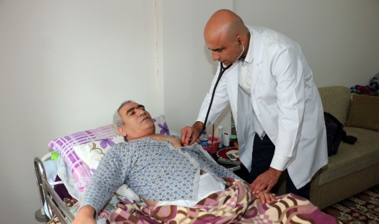 Büyükşehir’den 5 yılda 7 bin kişiye evde sağlık hizmeti
