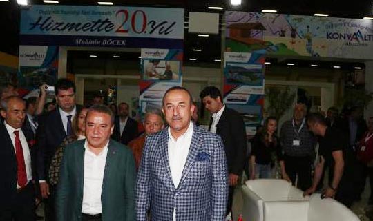 Çavuşoğlu Almanya ve Rusya’dan beklenen turist sayısını açıkladı