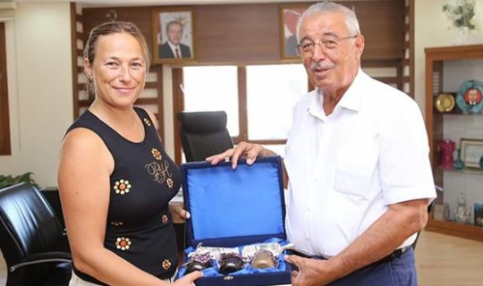 CMAS Başkanı Arzhanova'dan, Başkan Kocaer'e ziyaret
