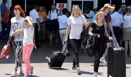 Havadan günde 72 bin turist geliyor