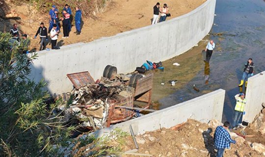 İzmir’de 22 kişinin öldüğü mülteci kazasında gözaltı sayısı git gide artıyor!
