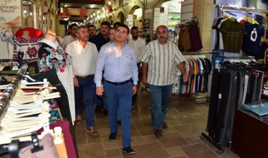 Kepez'de kurulan Mısır Çarşısı'nda Alışveriş Festivali başlıyor