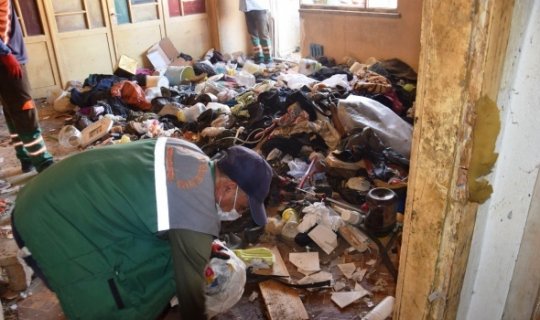 Komşuların ihbarı sonucu ortaya çıktı! Şoke eden görüntü