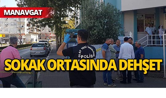 Manavgat'ta sokak ortasında silahlı kavga!