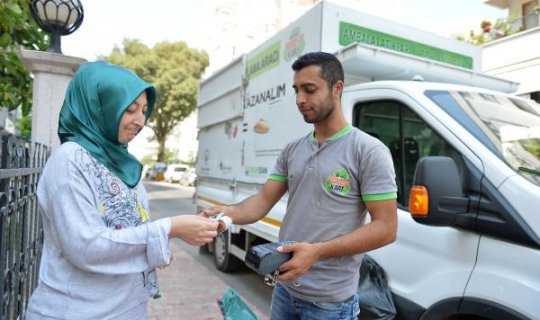 Muratpaşa Belediyesi'nin 'Çevreci Komşu Kart' projesi