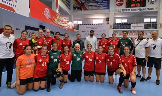 Muratpaşa Belediyespor kendi evinde Polatlı'yla karşılaşacak