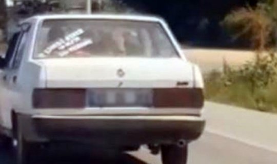 Otomobilin arka koltuğunu görenler şaştı kaldı