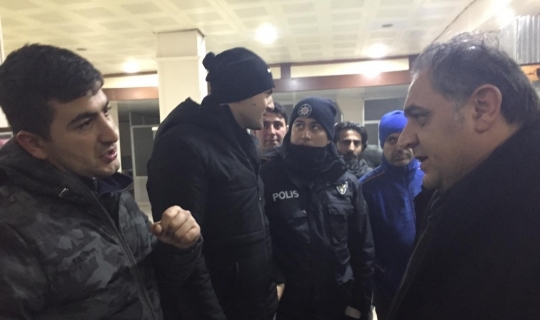 Sivas’ın Gürün ilçesinde etkili olan tipi hayatı felç etti