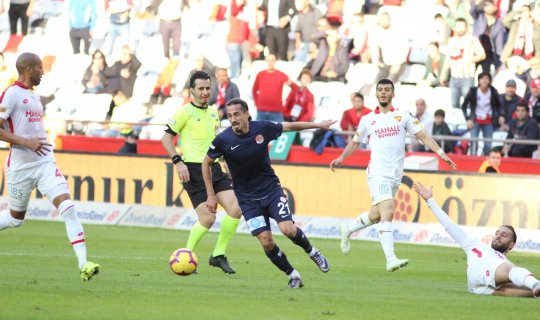 Antalyaspor Göztepe'yi mağlup etti
