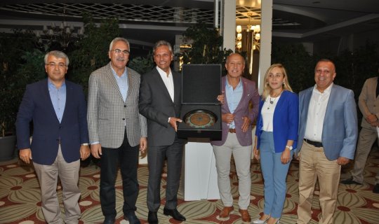 TÜRSAB Başkanı Bağlıkaya: 'Yıl sonuna kadar net döviz girdi hedefimiz 32 milyar dolar'