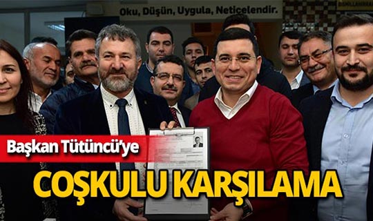 Tütüncü adaylık başvurusunu yaptı, partililer böyle karşıladı!
