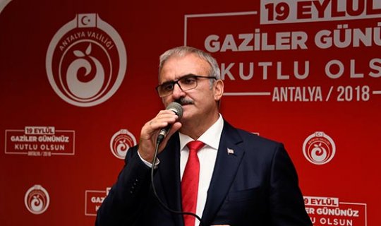 Vali Karaloğlu gazi ve şehit yakınlarıyla bir araya geldi