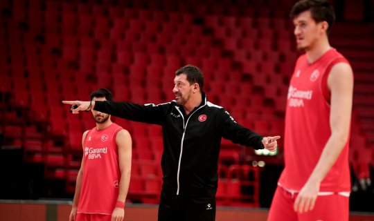 12 Dev Adam'da Ufuk Sarıca dönemi sona erdi