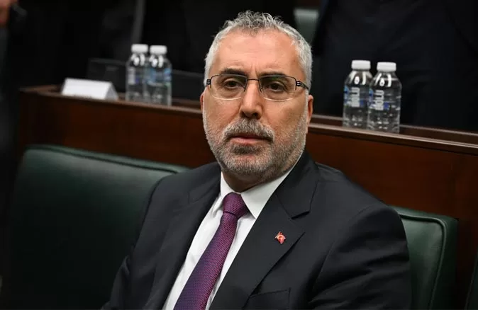 Milyonları ilgilendiriyor! Bağ-Kur primi 7 bin 200 güne düşecek mi? Bakan Işıkhan'dan net mesaj